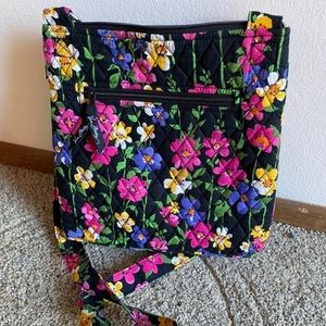 Vera Bradley medium crossbody adjustable strap purple floral bag